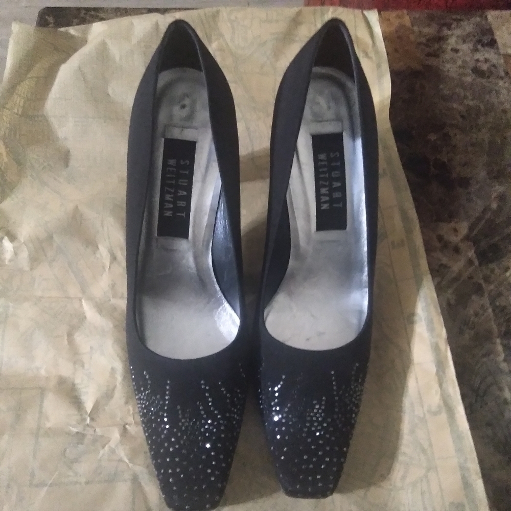 Stuart Weitzman black pumps